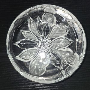 Mikasa Bowl Crystal Frosted Serving Floral Poinsettia Nut Dish